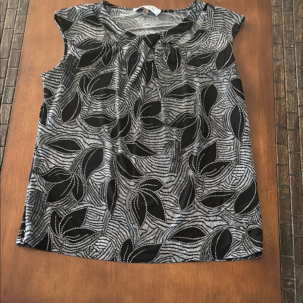 Black and Gray Women's Top